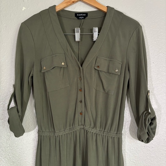 Olive Green Romper Shorts Jumpsuit Size Small 100% Rayon Gold Button Accents - Picture 4 of 9